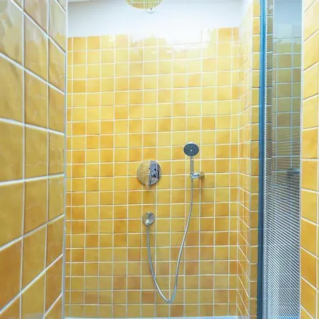 Penthouse With Private Terrace & Hot Tub Daire İstanbul