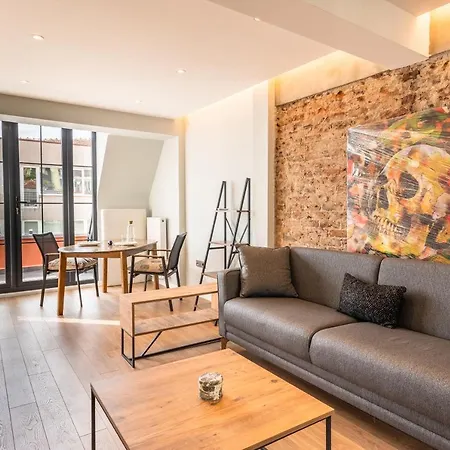 Daire Penthouse With Private Terrace & Hot Tub *